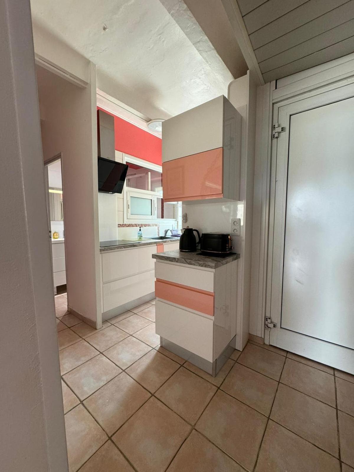 Les Pieds Dans L'Eau Apartment Saint-Cyr-sur-Mer Luaran gambar